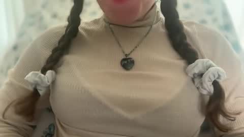 Gloria Pearl online show from May 2026 09:14:01 AM