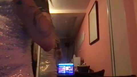 Glow Goddess online show from September 2025 04:05:02 AM