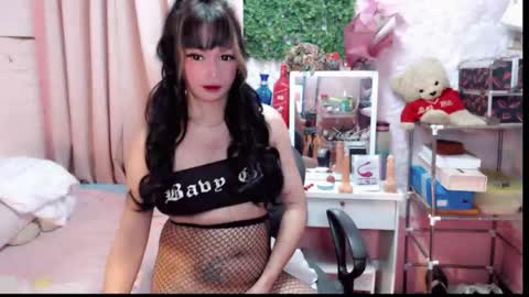 jenn online show from September 2025 08:48:02 AM