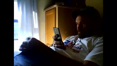 Snapshot of gman3883 chatting on December 2024 05:45:02 PM Gman online show from December 2024 05:45:02 PM