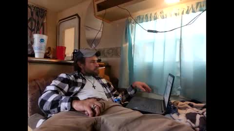 Snapshot of gman3883 chatting on January 2025 08:04:01 PM Gman online show from January 2025 08:04:01 PM