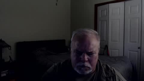 Snapshot of gmctruckguy chatting on October 2025 07:35:02 PM gmctruckguy online show from October 2025 07:35:02 PM