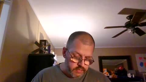 Snapshot of gobey33 chatting on September 2025 12:22:02 AM IDKIDCIDGAF online show from September 2025 12:22:02 AM