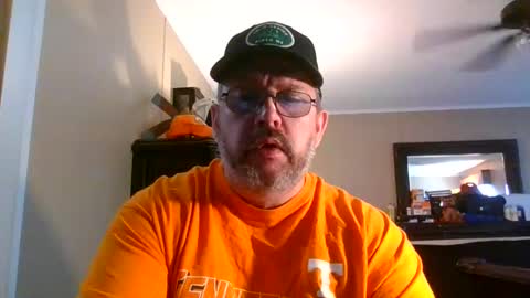 Snapshot of gobey33 chatting on September 2025 04:34:02 PM IDKIDCIDGAF online show from September 2025 04:34:02 PM