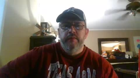 Snapshot of gobey33 chatting on October 2025 12:08:02 AM IDKIDCIDGAF online show from October 2025 12:08:02 AM