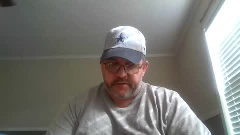 Snapshot of gobey33 chatting on November 2025 07:25:01 PM IDKIDCIDGAF online show from November 2025 07:25:01 PM