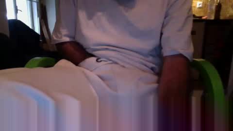 Snapshot of goblintheone chatting on December 2024 04:06:01 PM goblintheone online show from December 2024 04:06:01 PM