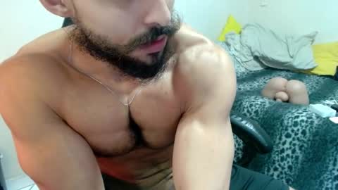 Snapshot of god_hunkules chatting on December 2025 10:14:01 PM god hunkules online show from December 2025 10:14:01 PM