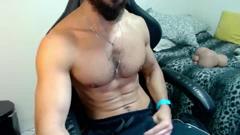 Snapshot of god_hunkules chatting on January 2026 05:27:02 PM god hunkules online show from January 2026 05:27:02 PM