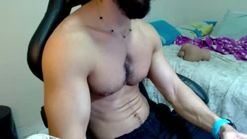 Snapshot of god_hunkules chatting on February 2026 05:10:02 PM god hunkules online show from February 2026 05:10:02 PM