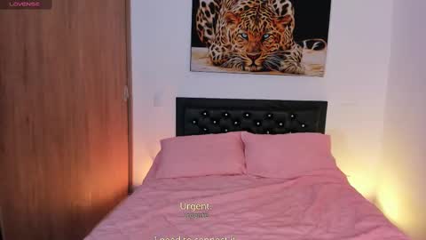 Snapshot of goddess_eli77 chatting on October 2025 02:31:01 AM goddess_eli77 online show from October 2025 02:31:01 AM