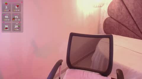 M A R T I N A  online show from December 2025 01:49:02 PM