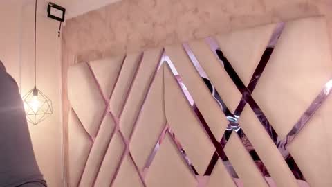 M A R T I N A  online show from March 2026 05:05:01 PM