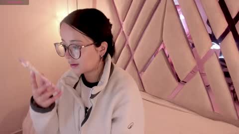 M A R T I N A  online show from April 2026 12:28:02 PM