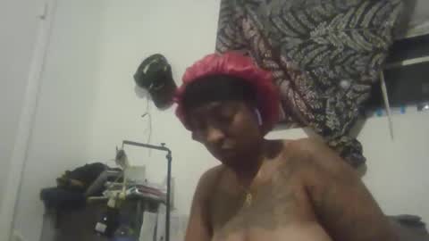 Snapshot of goddessdopamine chatting on February 2025 06:53:02 AM Goddess Dopamine online show from February 2025 06:53:02 AM