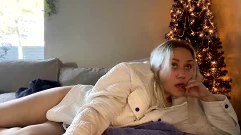 GoddessMayvn online show from December 2024 04:58:01 PM