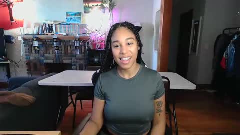 Snapshot of goddesstinaruiz chatting on January 2025 04:41:01 PM Goddess Tina 3 online show from January 2025 04:41:01 PM