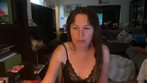 goddesszofia online show from May 2026 11:05:01 AM