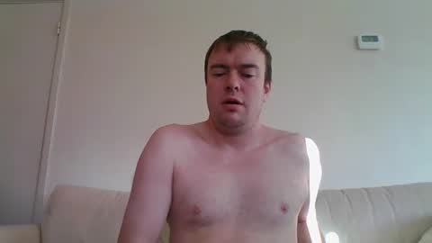 Snapshot of gogo12104 chatting on December 2025 12:45:01 PM jme online show from December 2025 12:45:01 PM