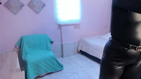 Mary online show from November 2025 05:02:01 PM