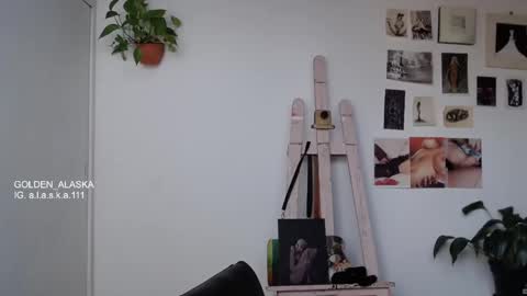 Snapshot of golden_alaska chatting on September 2025 11:45:02 AM Alaska online show from September 2025 11:45:02 AM