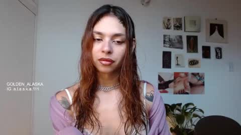 Snapshot of golden_alaska chatting on October 2025 12:09:02 PM Alaska online show from October 2025 12:09:02 PM