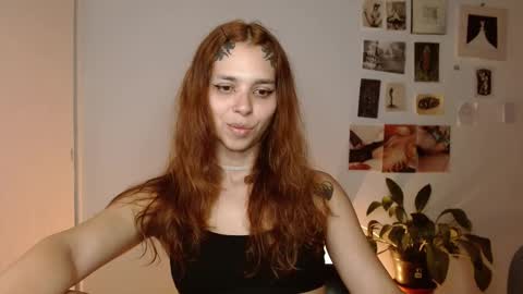 Snapshot of golden_alaska chatting on December 2025 01:48:02 AM Alaska online show from December 2025 01:48:02 AM