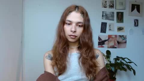 Snapshot of golden_alaska chatting on December 2025 02:23:02 PM Alaska online show from December 2025 02:23:02 PM