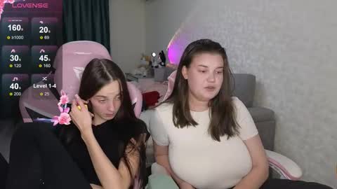 Jess  online show from September 2025 07:48:02 PM