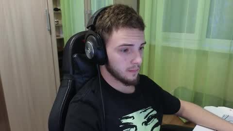 Golden boyyy21 online show from December 2025 05:58:02 AM