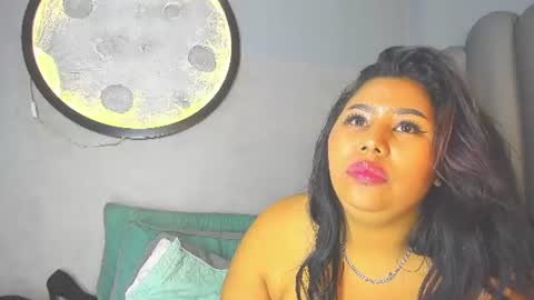 GoldenKiss  online show from July 2026 04:24:01 PM