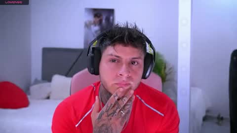 goldenatlasx online show from April 2026 10:34:02 PM