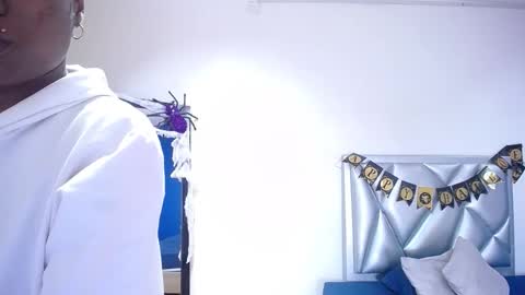 goldenn_ass1 online show from October 2025 02:59:01 AM