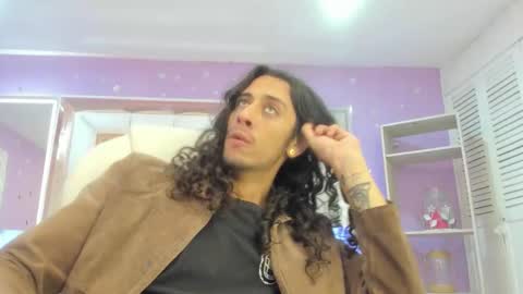 goldentemptation_ online show from March 2026 07:28:01 PM