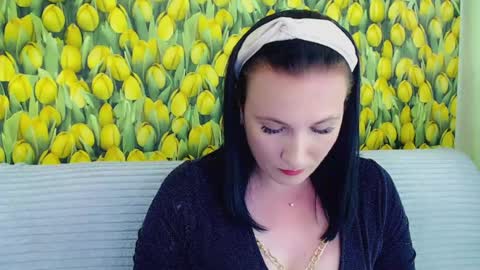 goldmoonn online show from July 2026 02:02:02 PM