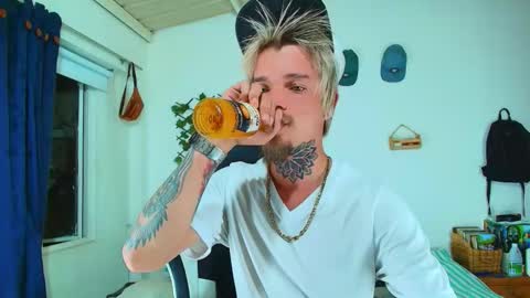 Goldy Loyal93 online show from February 2026 11:56:01 PM