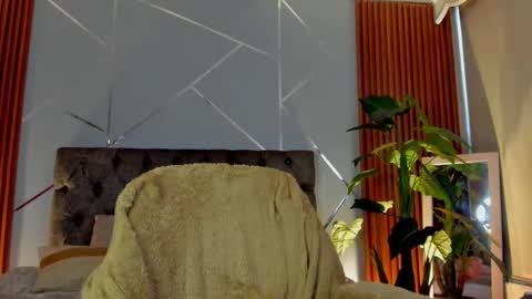 gomez420sofi online show from January 2025 04:30:01 PM