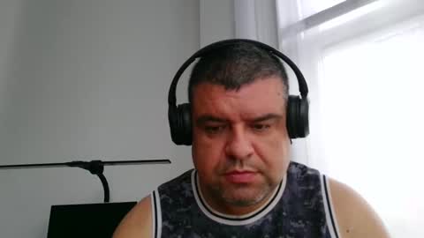 Snapshot of gomezgonz5 chatting on October 2025 01:53:02 PM gomezgonz5 online show from October 2025 01:53:02 PM