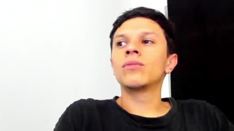 goodboy69i online show from February 2025 11:04:02 PM