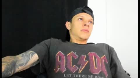 goodboy69i online show from March 2025 12:01:02 PM