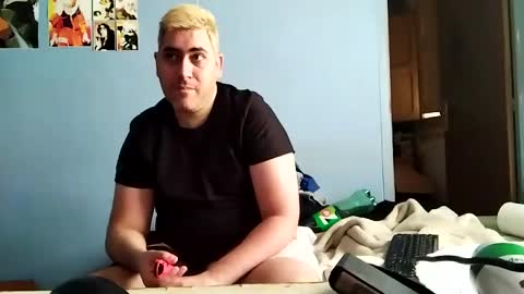 Snapshot of gorak32 chatting on February 2025 04:00:02 PM GoraK online show from February 2025 04:00:02 PM