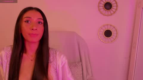 Rose  online show from January 2025 08:52:02 PM