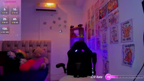 i am Jessi  I love animals and drawing I hope to get along with everyone. XOXO online show from February 2025 07:52:01 PM