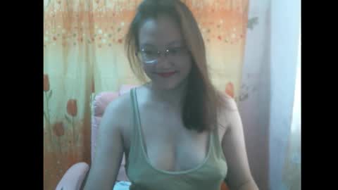Snapshot of gorgeousmama chatting on October 2025 03:27:01 AM gorgeousmama online show from October 2025 03:27:01 AM