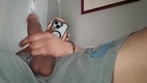 Snapshot of gorgeousrob1904 chatting on February 2025 04:29:01 PM Gorgeous Rob online show from February 2025 04:29:01 PM