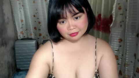 Snapshot of gorgeuos_mae chatting on June 2026 06:17:01 PM MAE online show from June 2026 06:17:01 PM