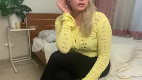 Snapshot of gosssiip chatting on June 2026 03:47:01 PM Victoria online show from June 2026 03:47:01 PM