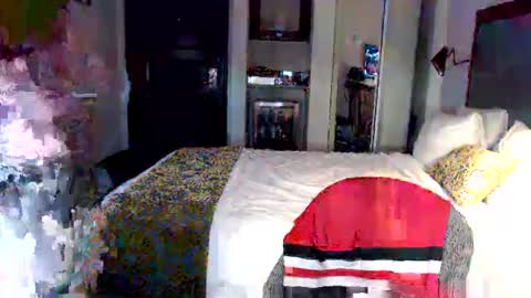 Snapshot of gothbaby305 chatting on December 2024 12:59:02 PM gothbaby305 online show from December 2024 12:59:02 PM