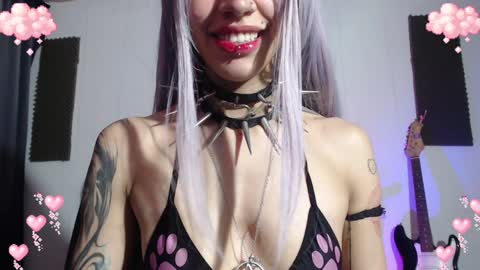        online show from December 2024 07:38:01 AM