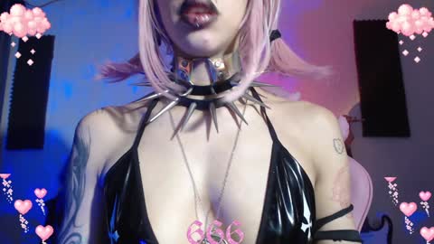        online show from January 2025 05:56:01 AM